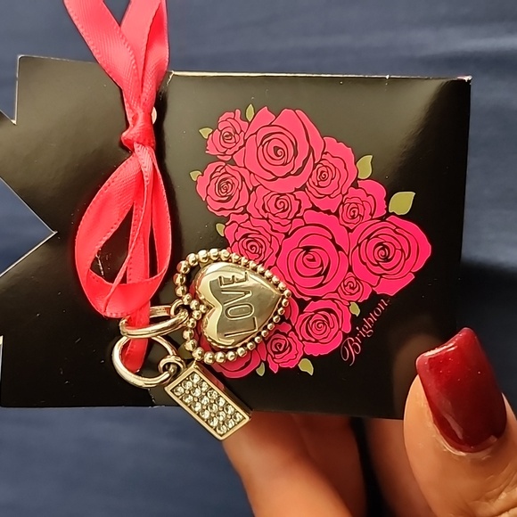 Brighton Charms - Picture 2 of 4